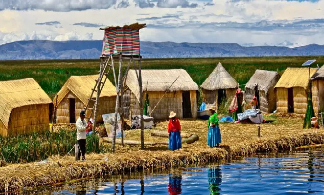 lugares-peru-antes-morir-islas-uros-puno