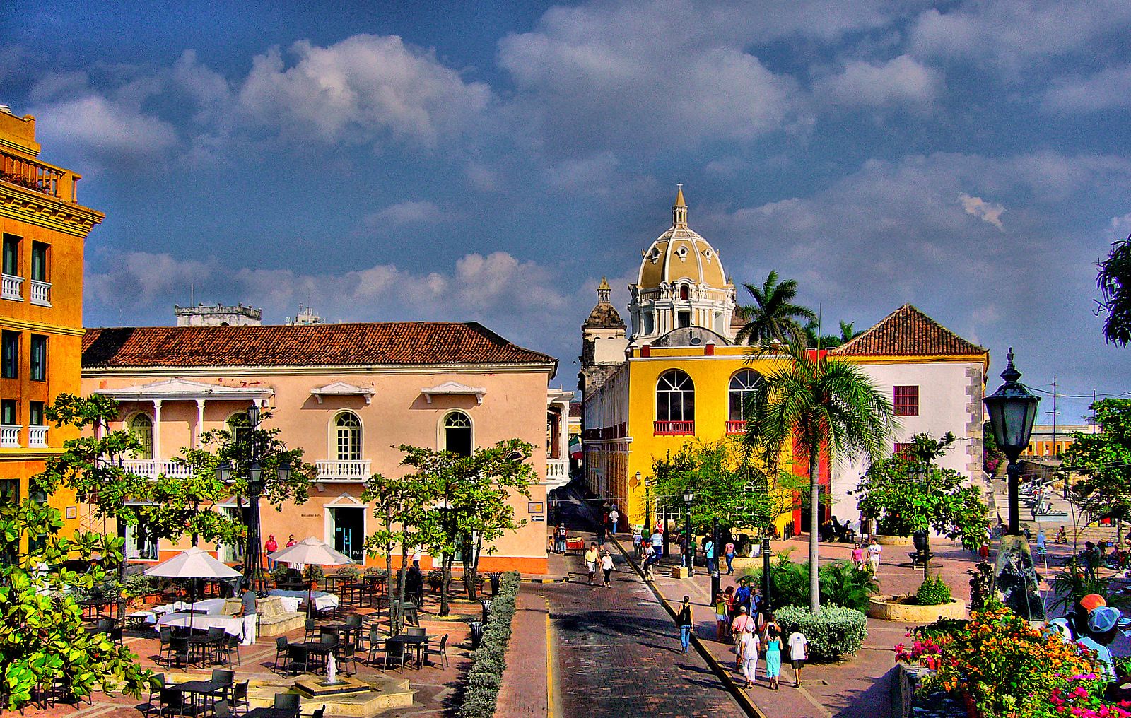 destino de casas antiguas en colombia