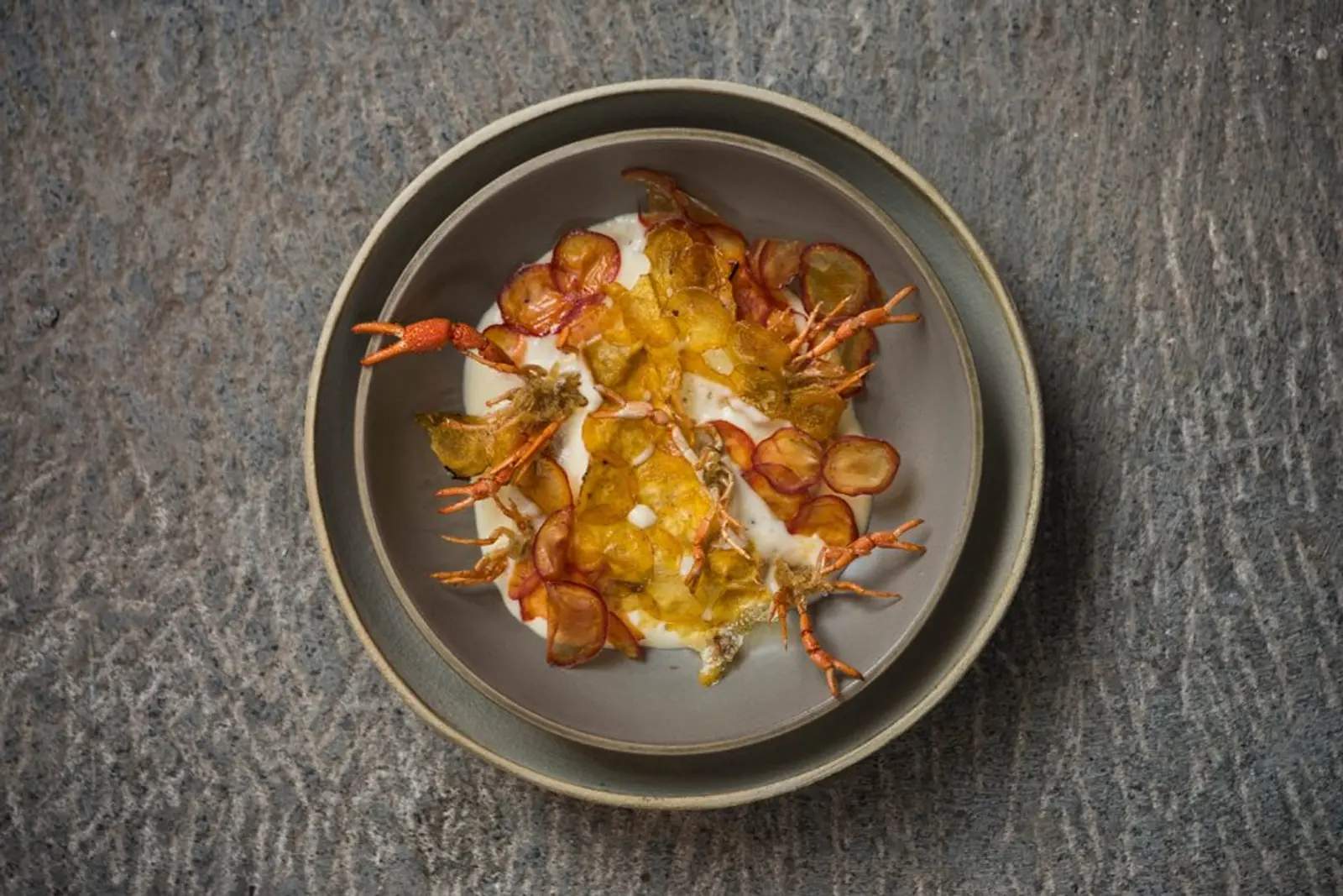 Plato de camarones gourmet