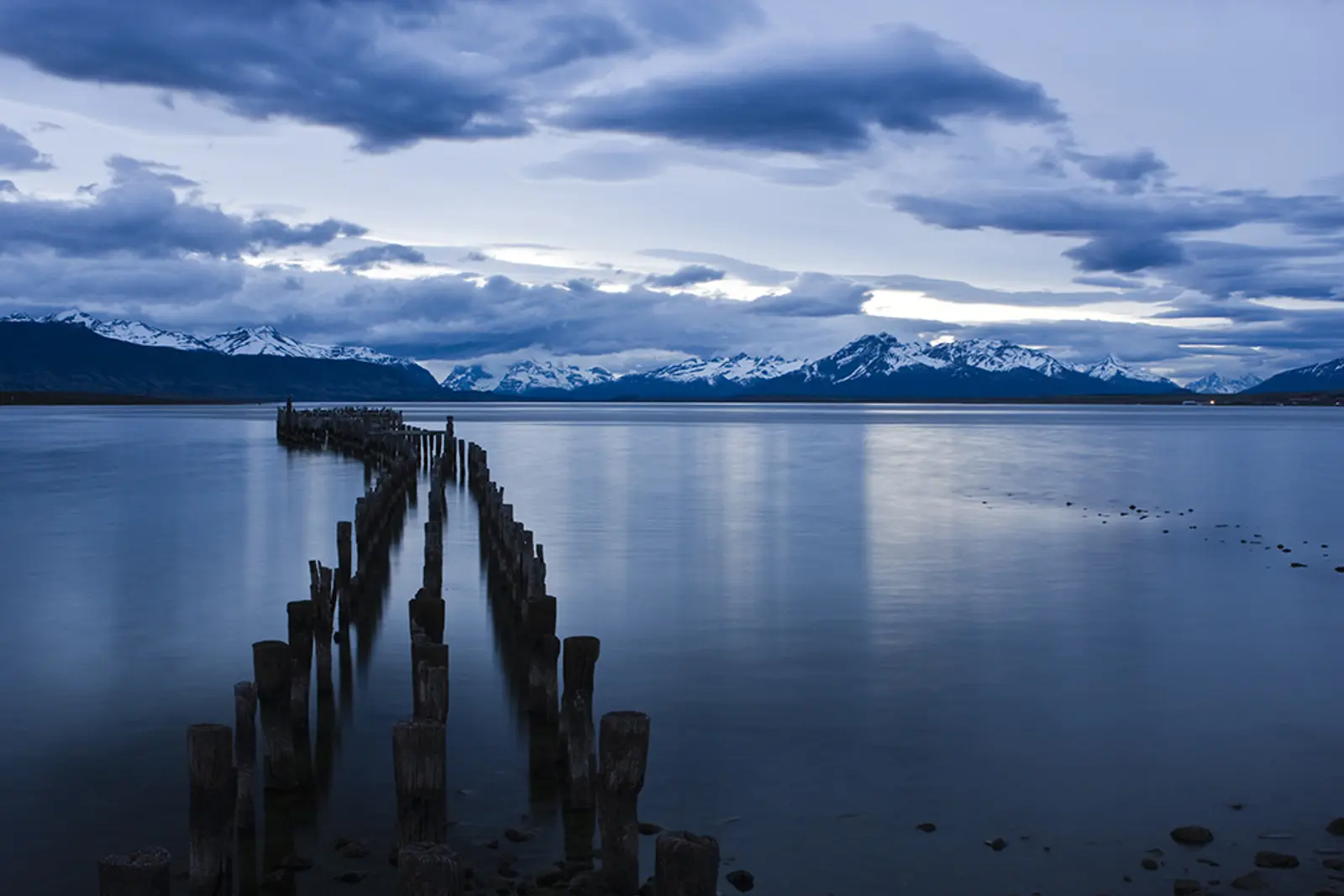 Torres del Paine caminho mais barato para o Cais Histórico de Puerto Natales