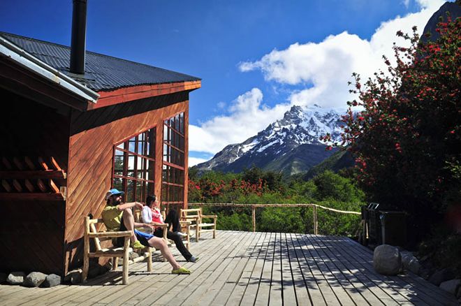 torres paine reservar refugios cuernos