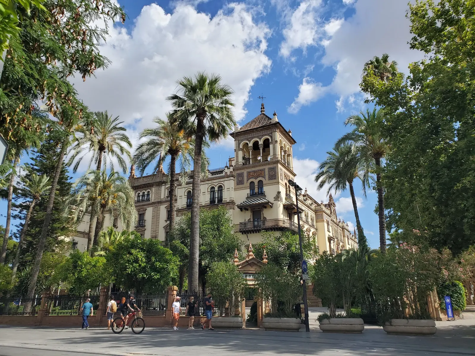Edificio antiguo en Sevilla
